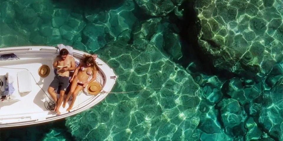 Μαγεία τα νερά των Παξών 