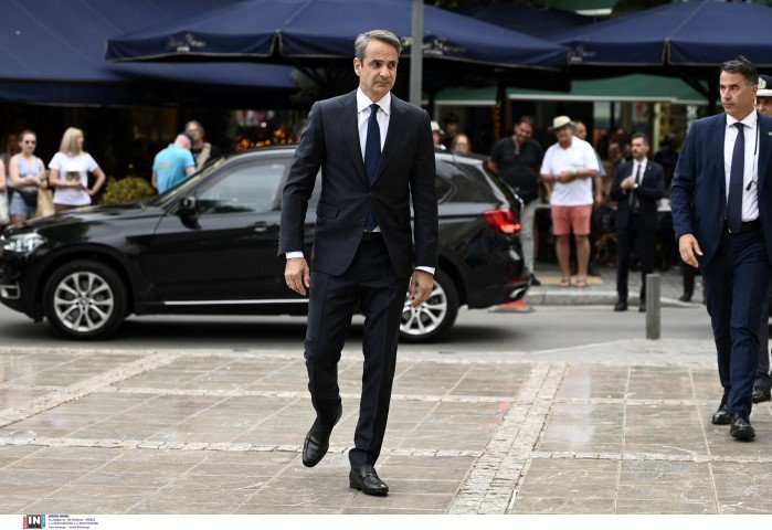 Ο πρόεδρος της ΝΔ Κυρ. Μητσοτάκης στην εξόδιο ακολουθία του Γιάννη Μαρκόπουλου / Φωτογραφία: Intimenews/ΒΛΑΣΣΟΠΟΥΛΟΥ ΙΣΜΗΝΗ