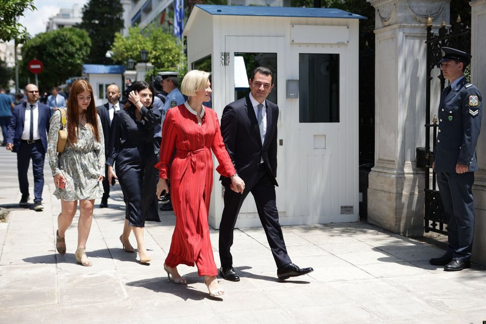 Ο Κώστας Σκρέκας με τη σύζυγό του