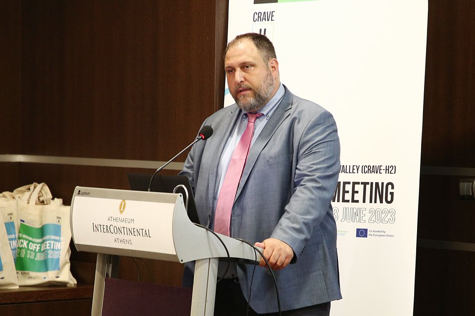 Γιώργος Πεχλιβάνογλου