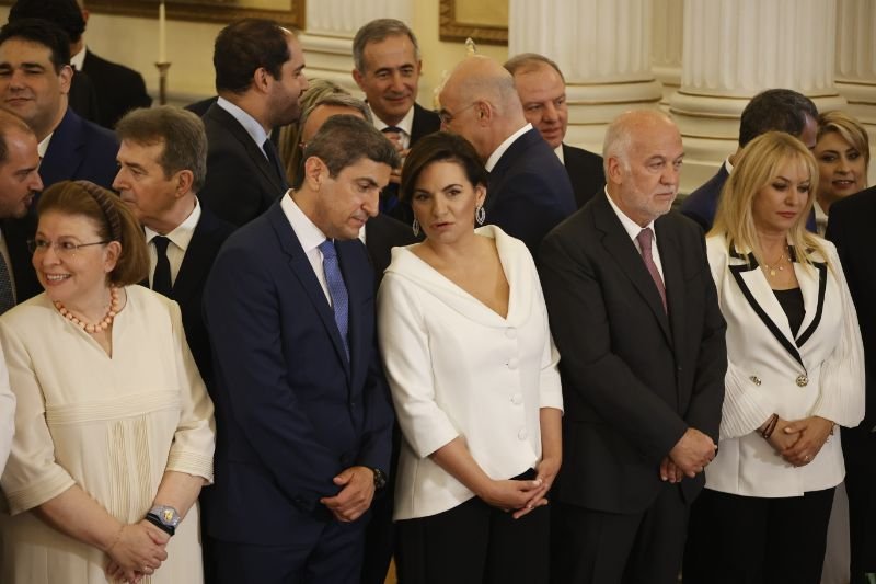 Λ. Μενδώνη, Λ. Αυγενάκης, Ο. Κεφαλογιάννη, Γ. Φλωρίδης, Αννα Μάνη-Παπαδημητρίου (νέα υφυπουργός Ανάπτυξης)