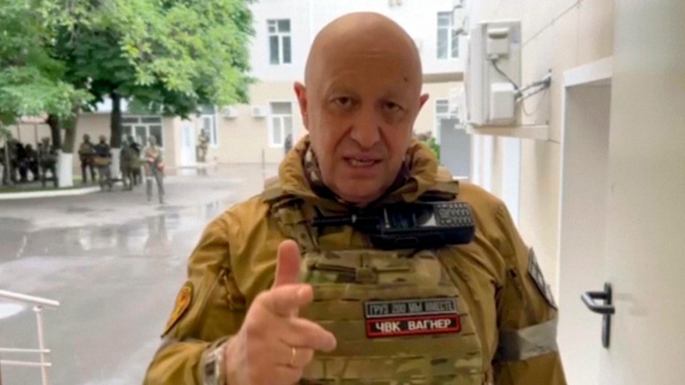 Ο Πριγκόζιν στο Ροστόφ, ξεκινώντας την ανταρσία / Φωτογραφία: AP Photos