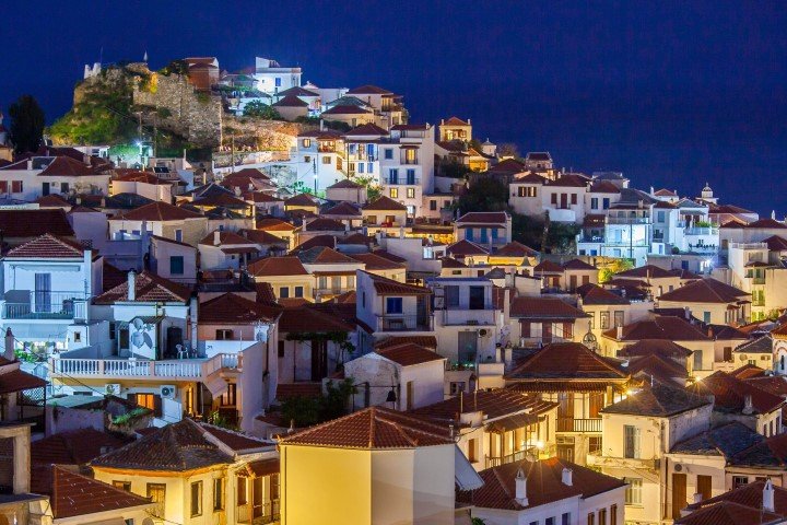 Η Χώρα της Σκοπέλου