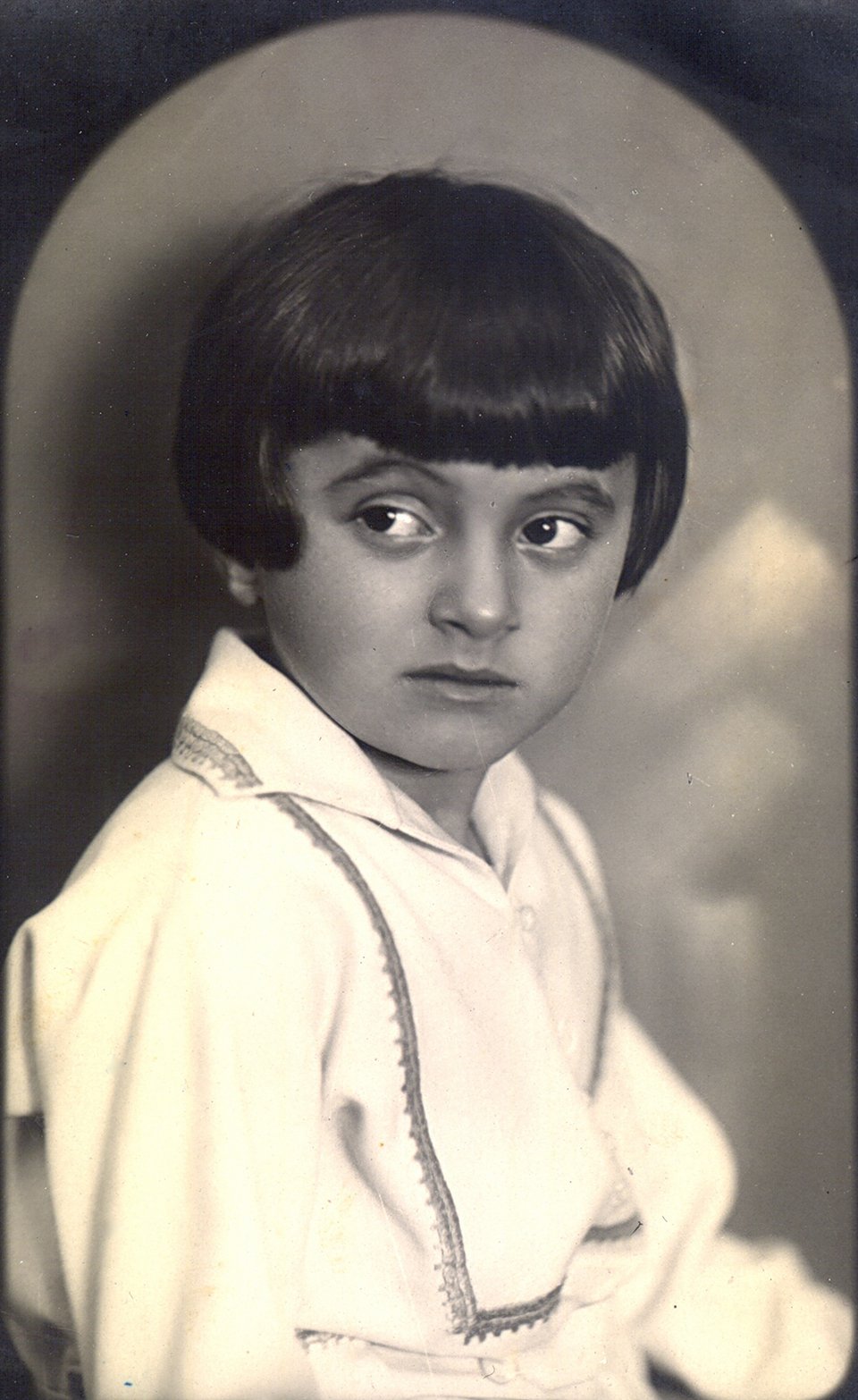 Ο Iάννης Ξενάκης σε ηλικία 6 ή 7 ετών, 1928 © Συλλογή Οικογένεια Ιάννη Ξενάκη