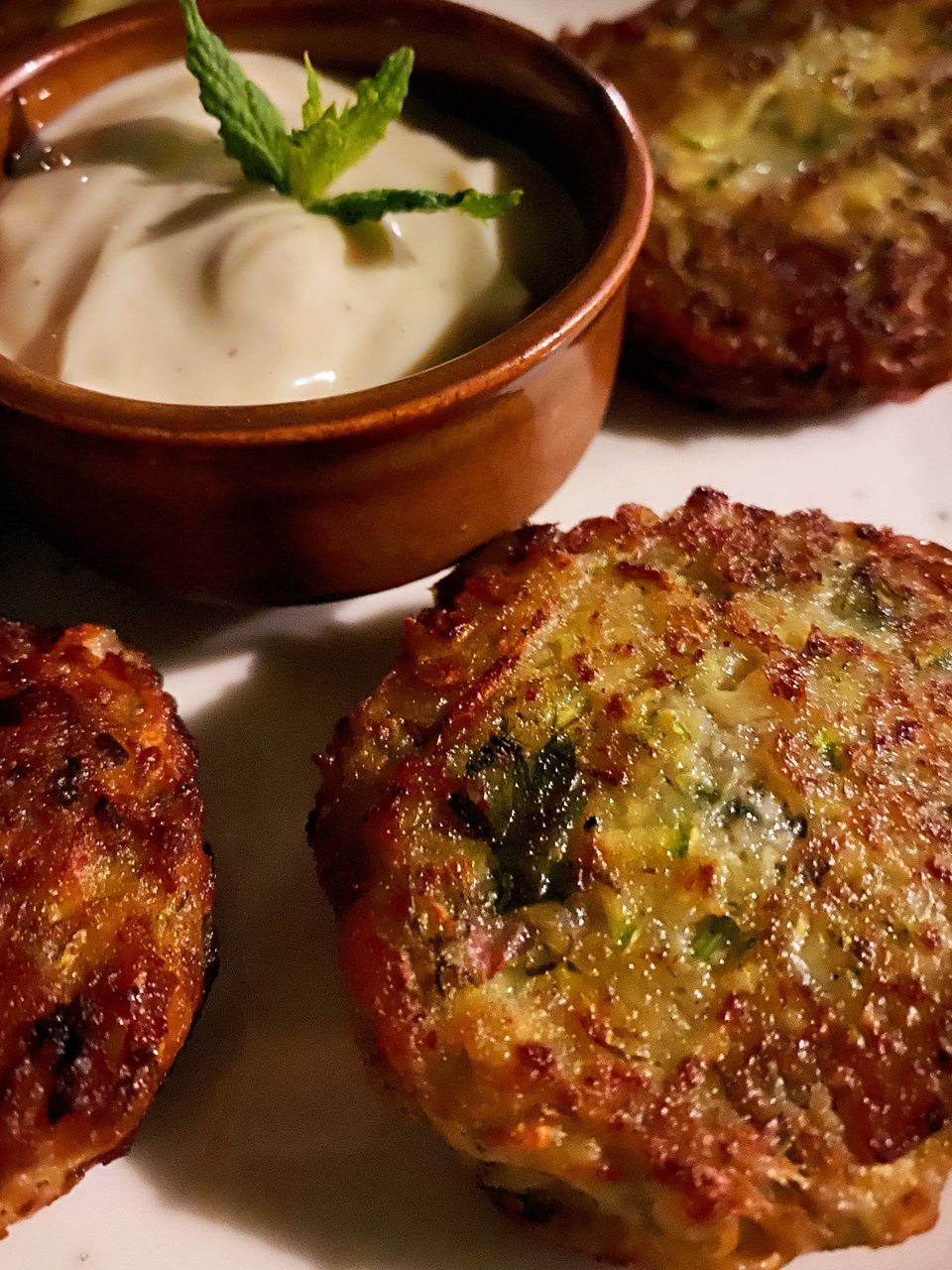 Κολοκυθοκεφτέδες με δυόσμο.