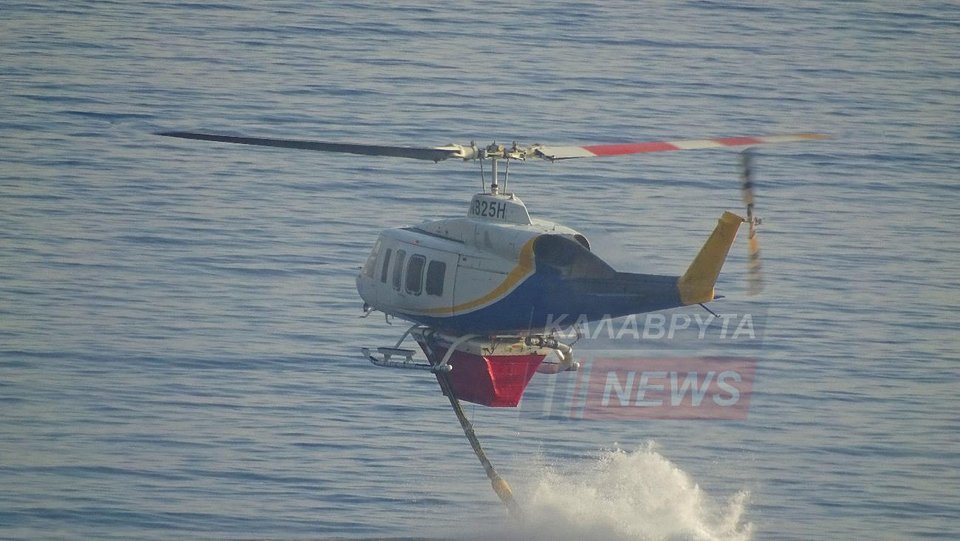 Αίγιο: Καλύτερη εικόνα έχει το μέτωπο της φωτιάς, σώθηκε ο οικισμός Τράπεζα που εκκενώθηκε χθες