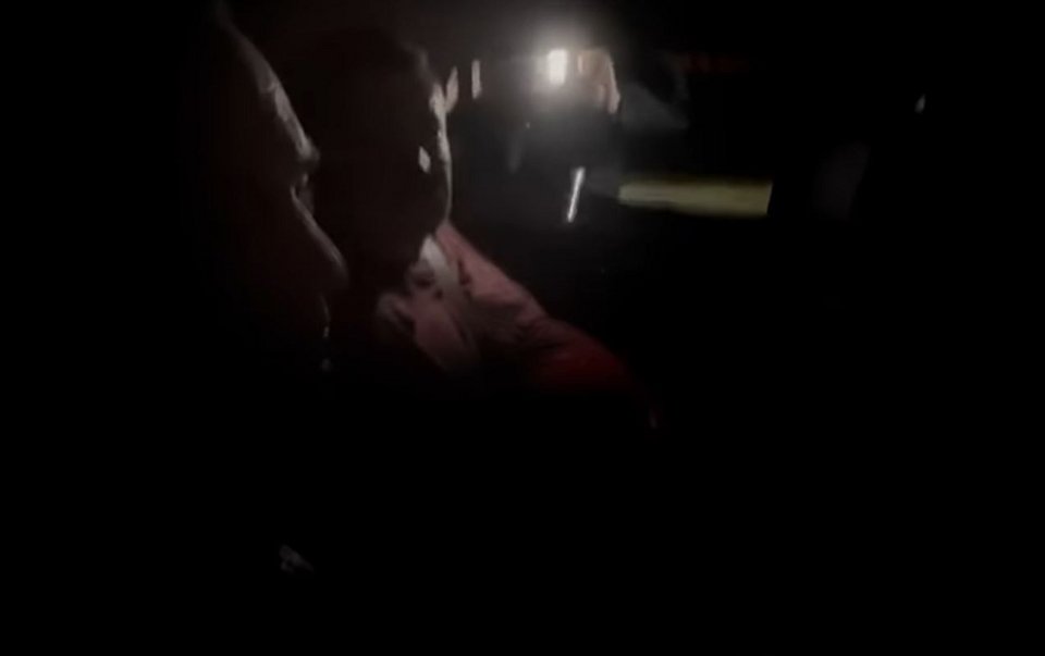Ο 51χρονος δράστης την ώρα που βρίσκεται μέσα στο περιπολικό
