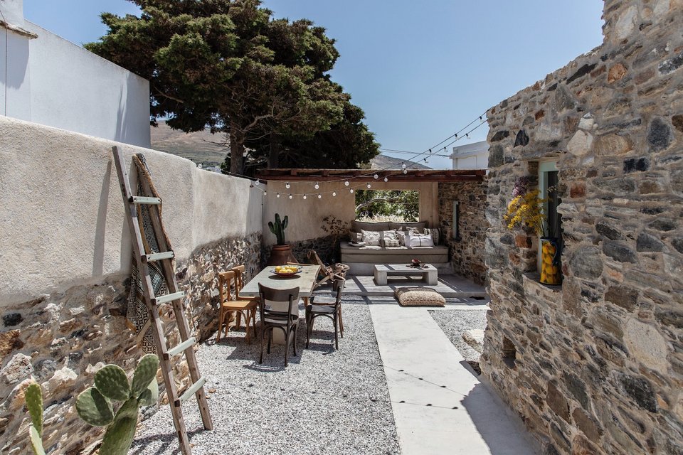 τηνος