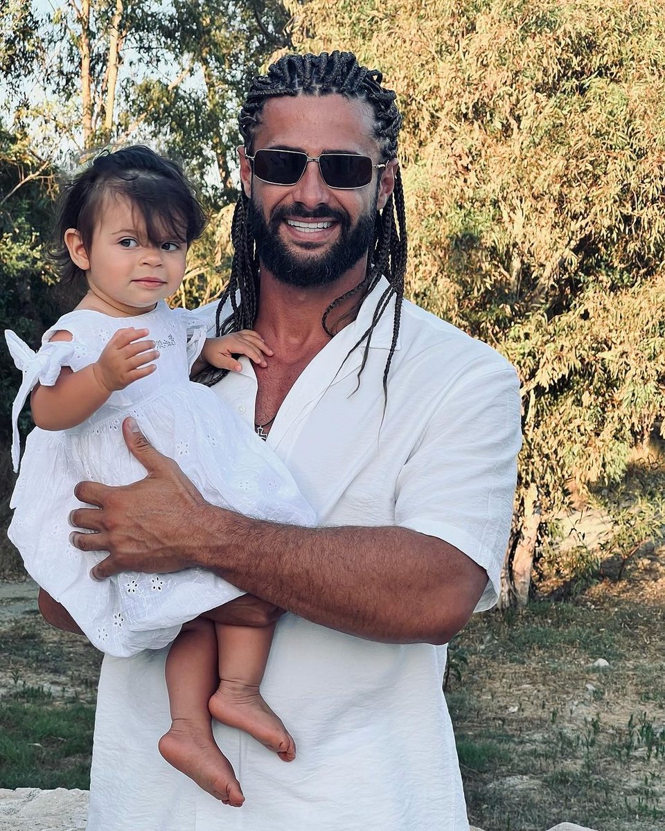 Ο Κωνσταντίνος Βασάλος πόσταρε την βαφτιστήρα του και όλοι σχολίασαν ότι είναι... ολόιδιοι!