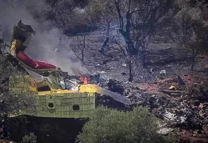 To CANADAIR CL 215 που έπεσε στον Πλατανιστό Καρύστου