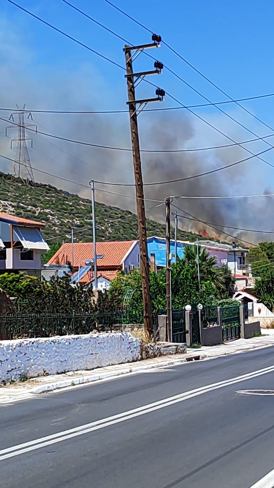 Φωτιά στην Κερατέα, στον Nέο Κουβαρά / Facebook / Πυροπροστασία Δασών Λαυρεωτικής