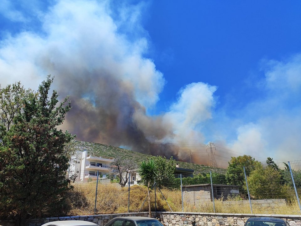 Φωτιά στην Κερατέα, στον Nέο Κουβαρά / Facebook / Πυροπροστασία Δασών Λαυρεωτικής