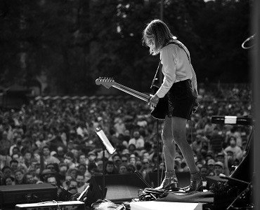 Kim Gordon Live In Athens