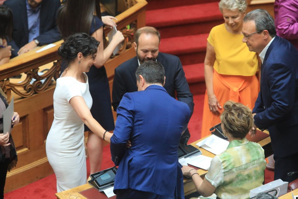 Χειραψία Μαρίνας Κοντοτόλη - Αλέξη Τσίπρα