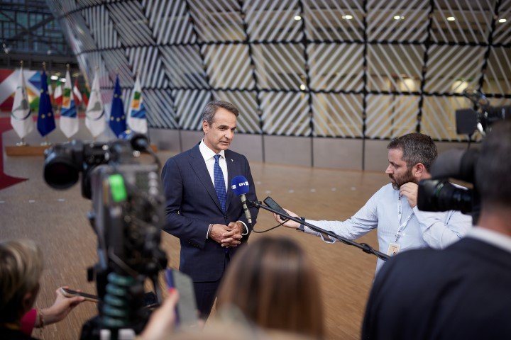 Ο Κυριάκος Μητσοτάκης σε δηλώσεις του στη Σύνοδο Κορυφής της ΕΕ / Φωτογραφία: ΓτΠ / ΠΑΠΑΜΗΤΣΟΣ ΔΗΜΗΤΡΗΣ