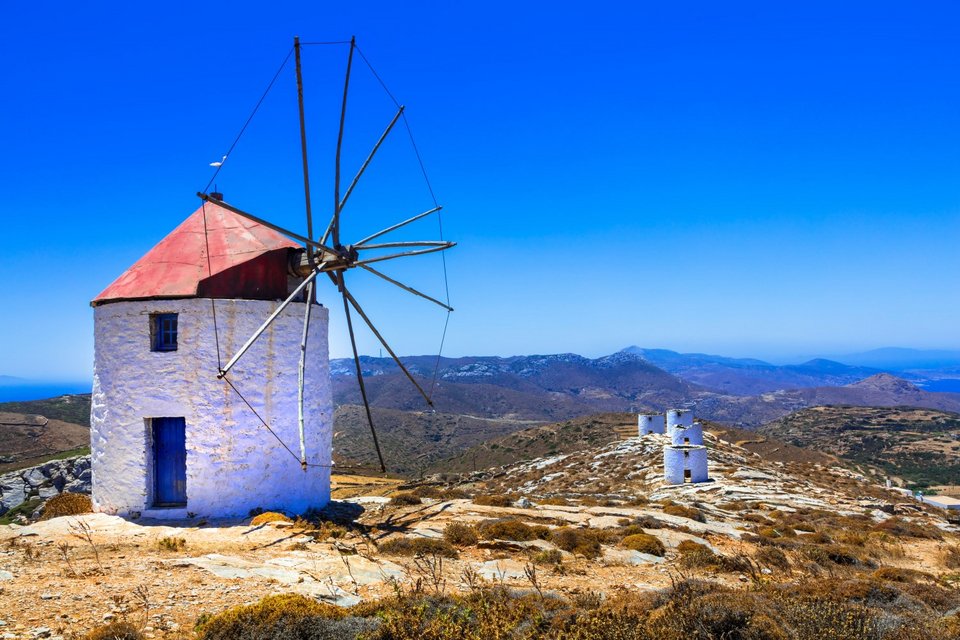 Παραστάσεις στους ανεμόμυλους Αμοργού