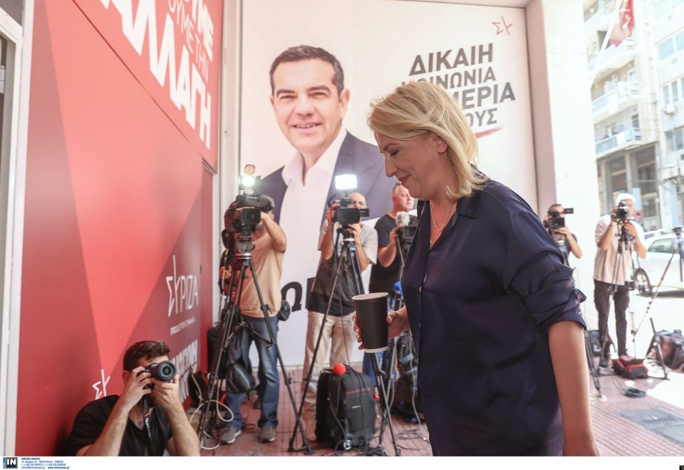 Ρένα Δούρου