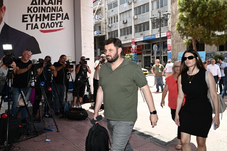 Κώστας Ζαχαριάδης