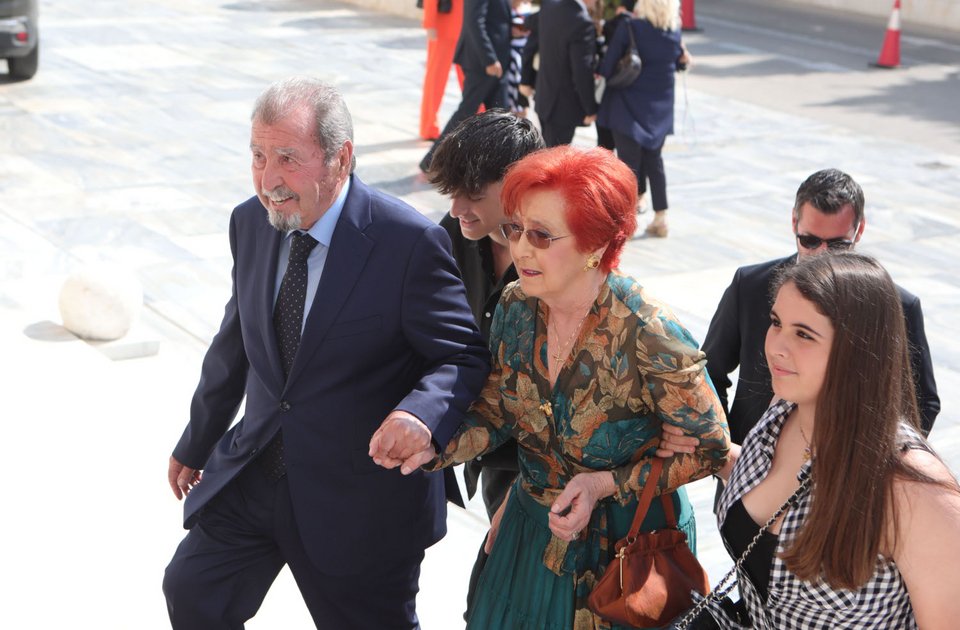 Ο Γιάννης Τραγάκης με την οικογένειά του
