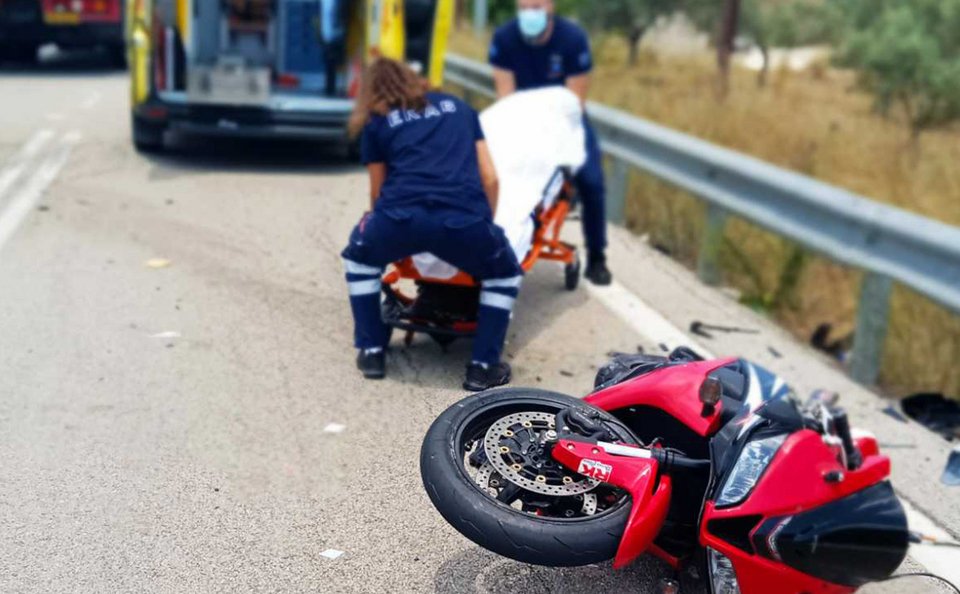 Ένας νεκρός και τρεις τραυματίες σε τροχαίο στην Αργολίδα-Φωτογραφία ΑΠΕ-ΜΠΕ