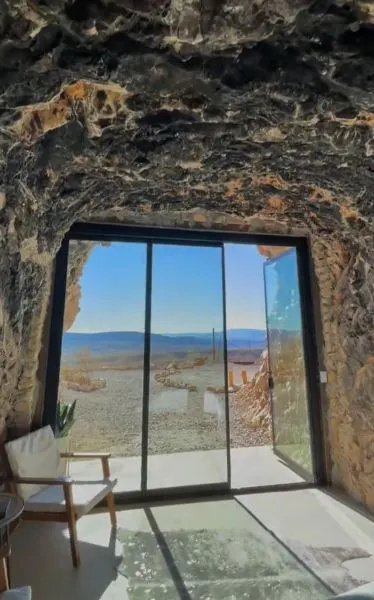 Οι θαυμαστές έμειναν έκπληκτοι με την απίστευτη ανακαίνιση  