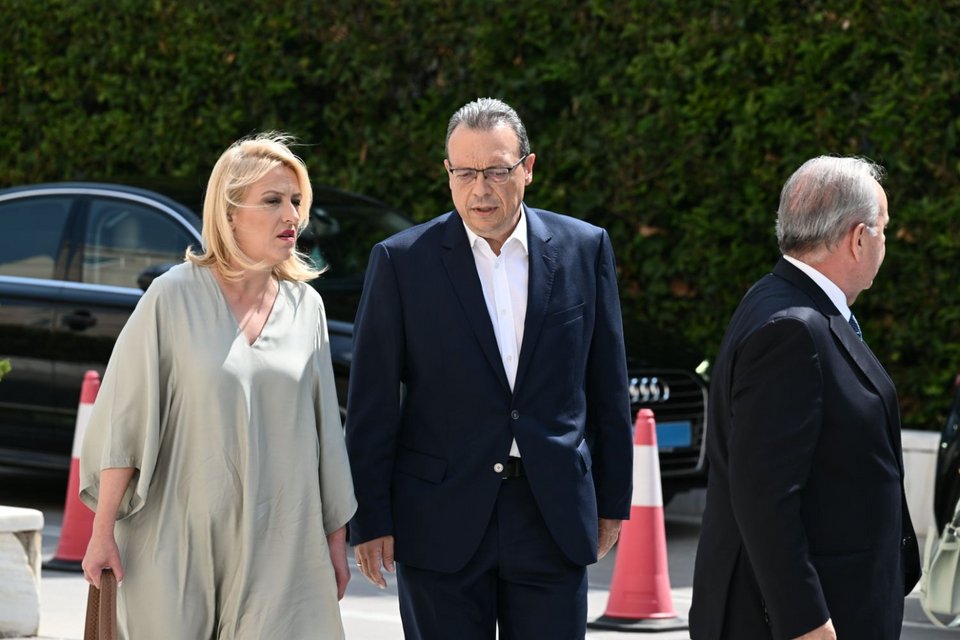 Η Ρένα Δούρου με τον Σωκράτη Φάμελλο