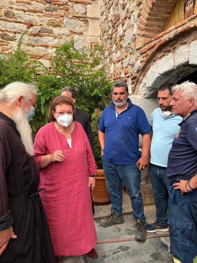 Άμεσα δόθηκαν οδηγίες από την Υπουργό για σωστικές επεμβάσεις στον χώρο