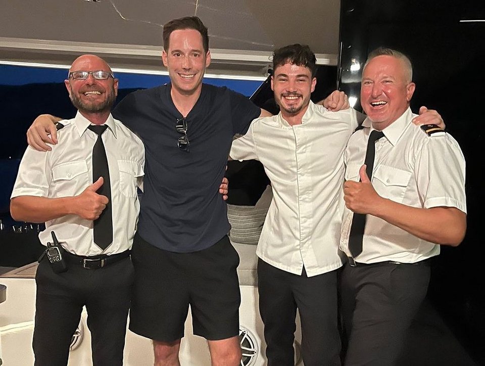 Η Πάρις Χίλτον και ο Carter Reum για διακοπές στην Ελλάδα 