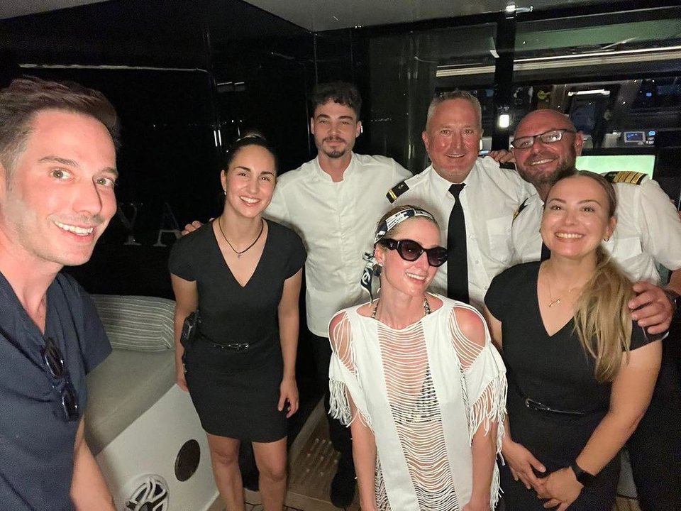 Η Πάρις Χίλτον και ο Carter Reum για διακοπές στην Ελλάδα 