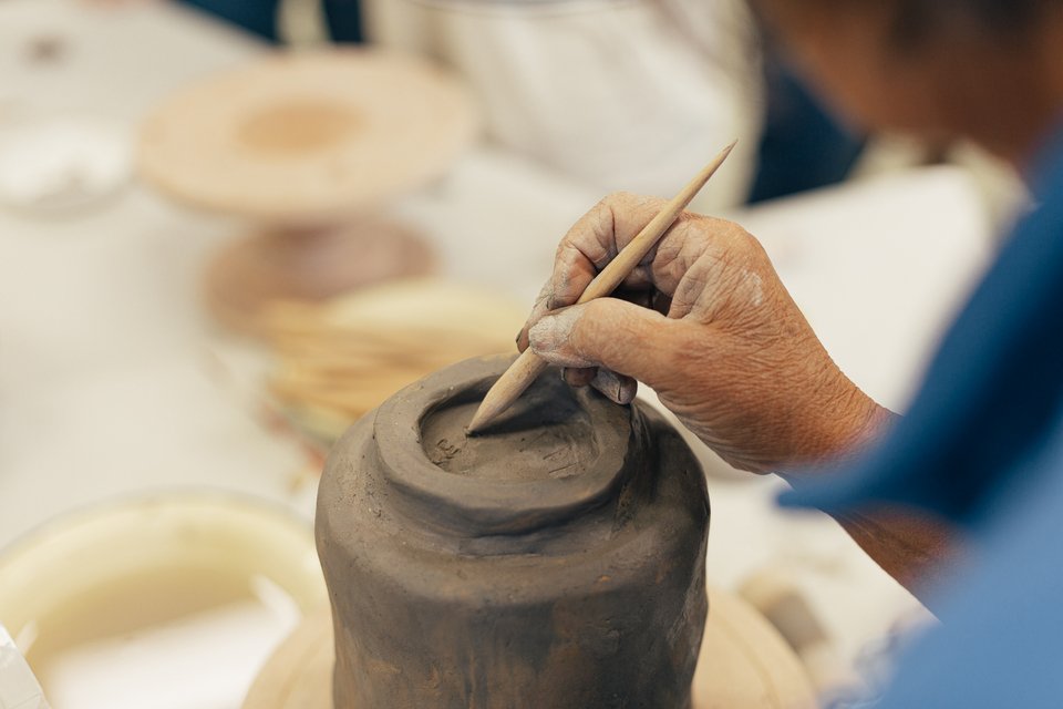 Ο Αύγουστος ξεκινά με ένα διήμερο αφιερωμένο στην κεραμική τέχνη με τον κεραμιστή Ιάσονα Δαμιανό