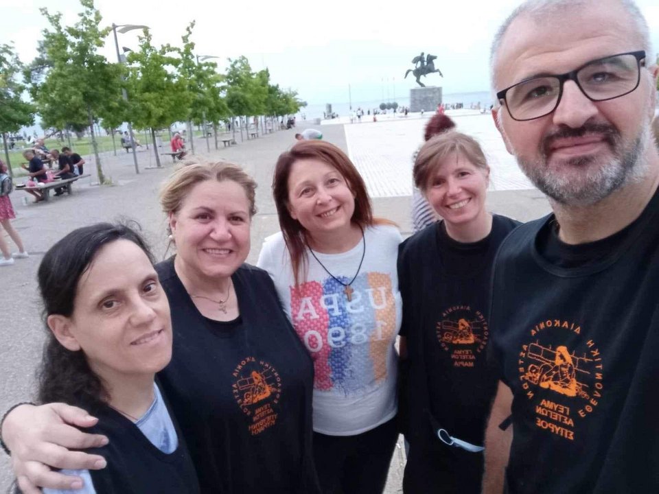  εθελοντική ομάδα 