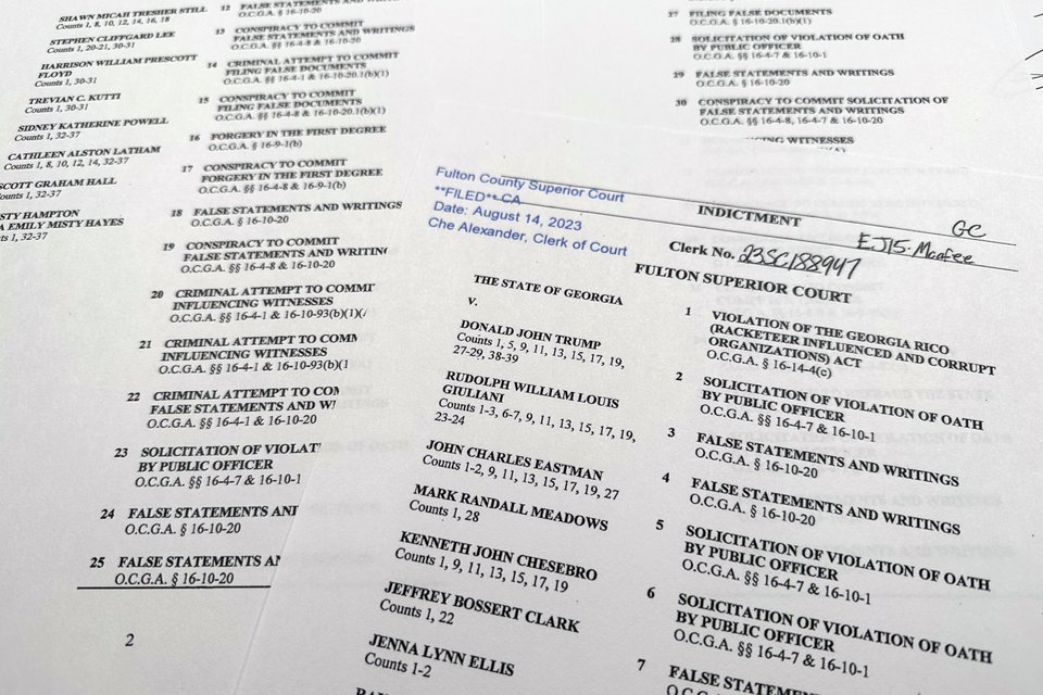 Το κατηγορητήριο στη Τζόρτζια κατά του Ντόναλντ Τραμπ και άλλων 18 συγκατηγορουμένων του