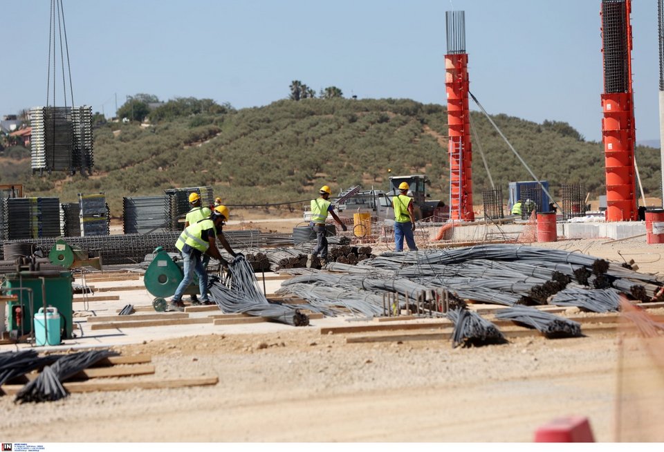 εργοτάξιο του διεθνούς αερολιμένα Καστελλίου
