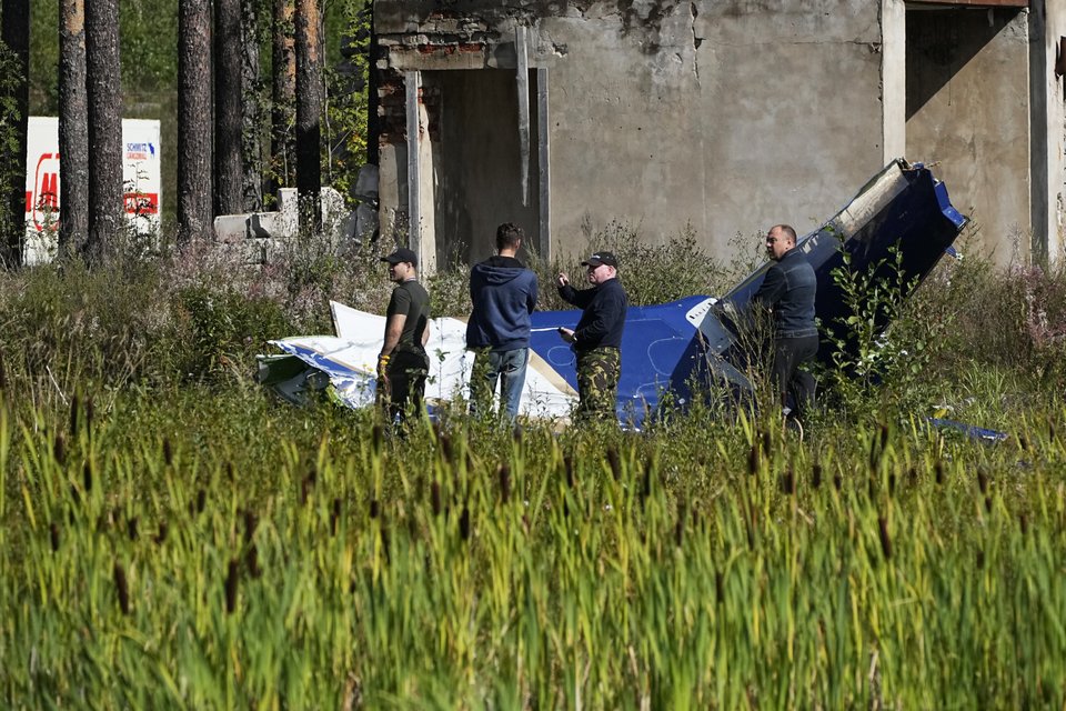 Συντρίμμια του αεροπλάνου στο οποίο επέβαινε ο Γεβγκένι Πριγκόζιν