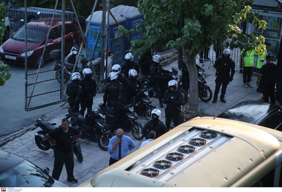 Αστυνομικοί της ομάδας Ζ έξω από το γήπεδο / Φωτογραφία: IntimeNews/ΒΗΧΟΣ ΝΙΚΟΣ
