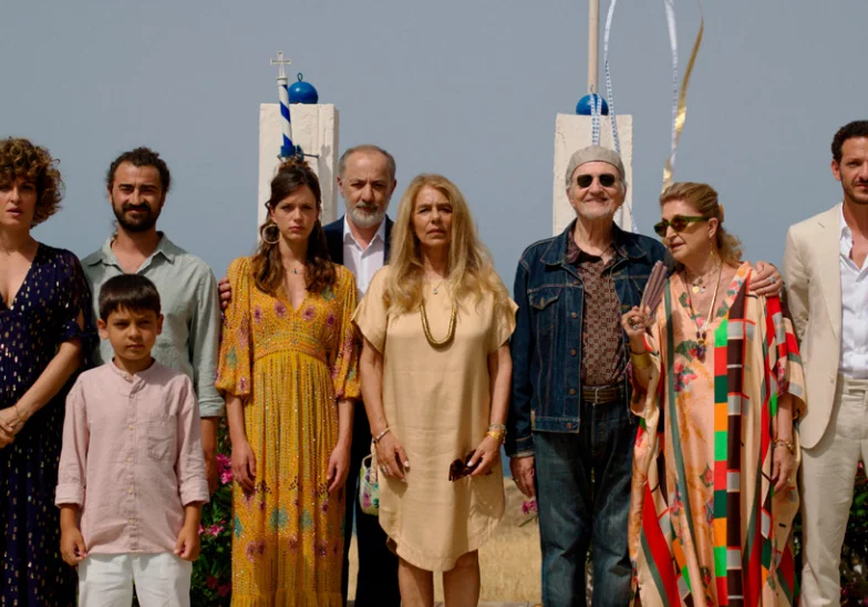 Στέλιος Μάινας, Σοφία Σεϊρλή, Αλκης Παναγιωτίδης, στο διεθνές καστ 