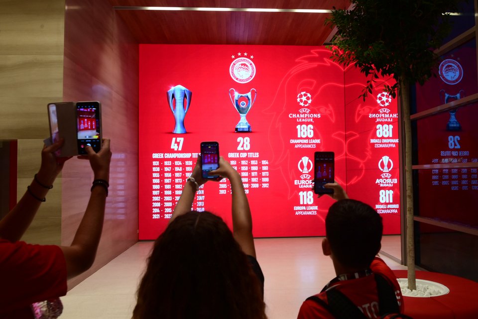 Το ανακαινισμένο γήπεδο Καραϊσκάκη