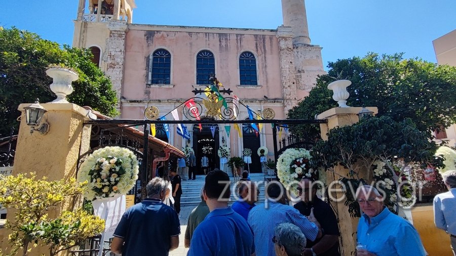Στον ναό του Αγίου Νικολάου στη Σπλάντζια η κηδεία