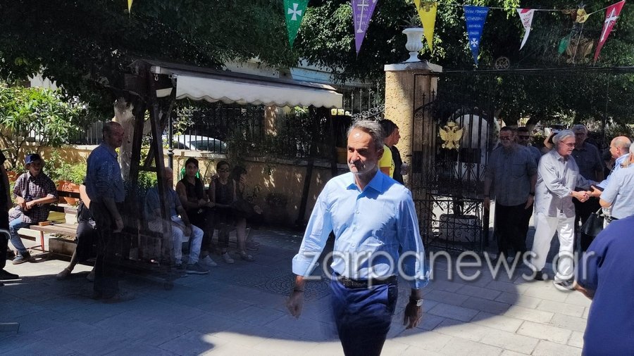 Ο Κυριάκος Μητσοτάκης στην κηδεία του Γιώργου Κουκλάκη