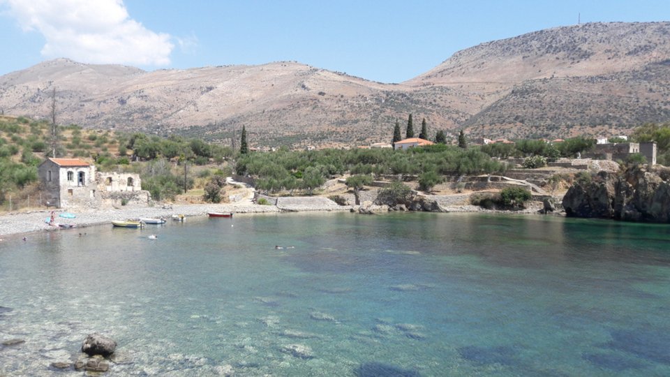 Η παραλία Σκοπά ή Διπλή Παραλία