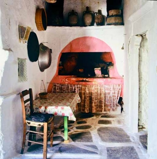 Ξυλόφουρνος στο νησί. Από το βιβλίο του Γιώργου Πίττα