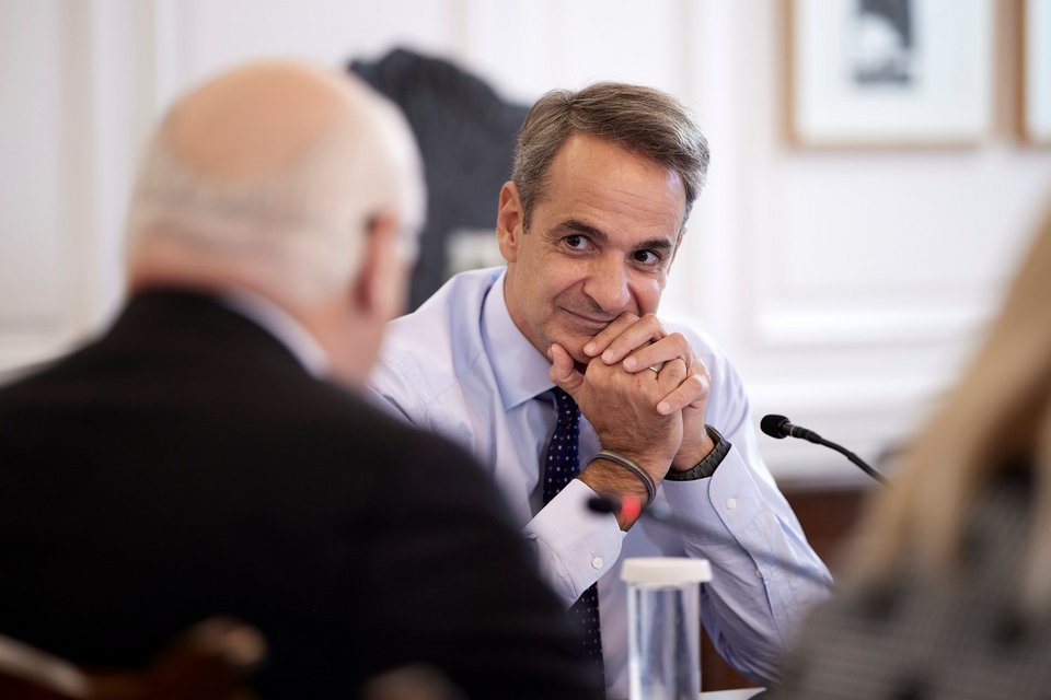 Συνάντηση του πρωθυπουργού με τον πρόεδρο της Εθνικής Συνομοσπονδίας Ατόμων με Αναπηρία, Γιάννη Βαρδακαστάνη και αντιπροσωπεία της, στο Μέγαρο Μαξίμου / Φωτογραφία: Δημήτρης Παπαμήτσος