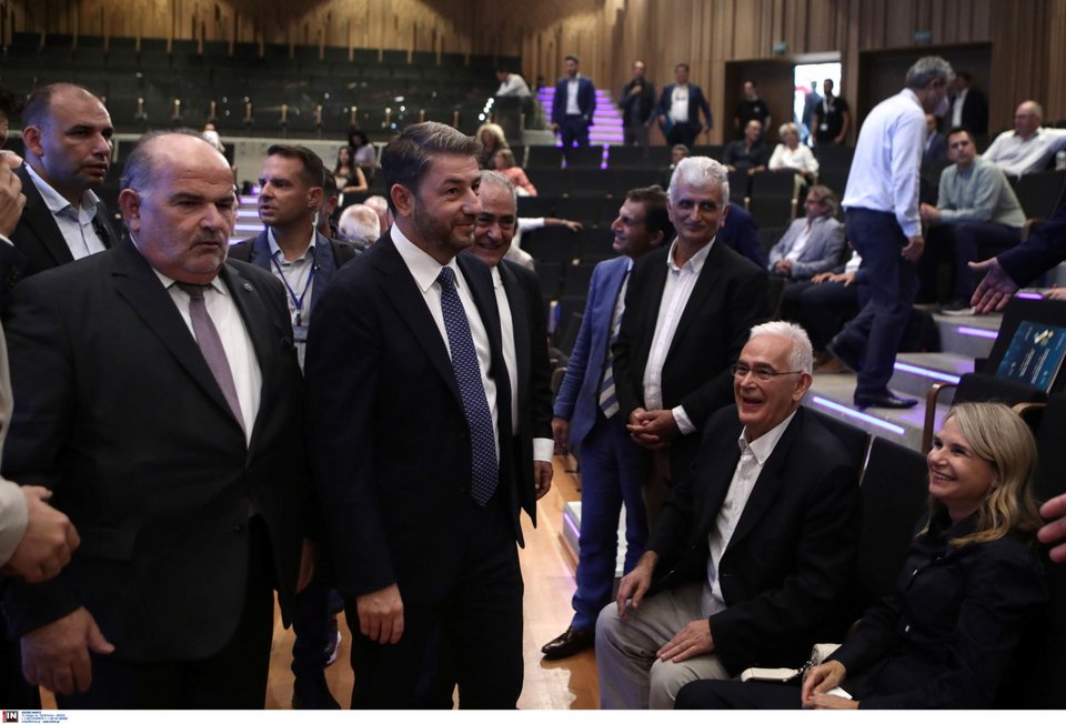 Ο Νίκος Ανδρουλάκης κατά την ομιλία του στο ευρωπαϊκό συνέδριο με θέμα «Οι προκλήσεις των μικρών επιχειρήσεων σε ένα μεταβαλλόμενο οικονομικό περιβάλλον», που συνδιοργάνωσαν η Γενική Συνομοσπονδία Επαγγελματιών, Βιοτεχνών, Εμπόρων Ελλάδας και το Επαγγελματικό Επιμελητήριο Αθηνών