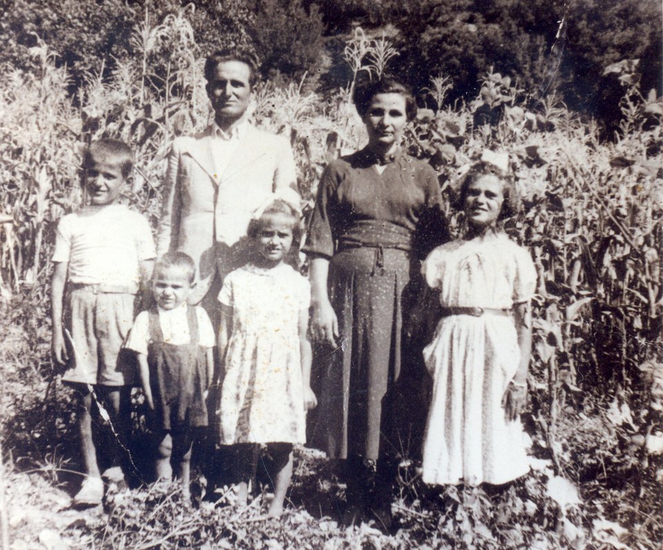 Βασίλης Παπακωνσταντίνου