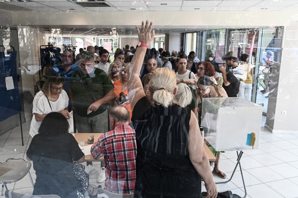 Μεγάλη η συμμετοχή στις εκλογές του ΣΥΡΙΖΑ για την ανάδειξη νέου προέδρου / Φωτογραφία: Eurokinissi - ΜΠΟΛΑΡΗ ΤΑΤΙΑΝΑ
