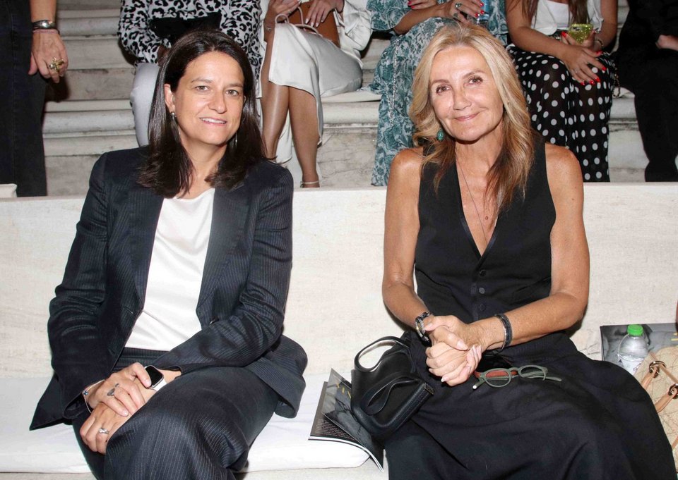 Η υπουργός Εσωτερικών, Νίκη Κεραμέως με την σύζυγο του πρωθυπουργού Μαρέβα Γκραμπόφσκι -Μητσοτάκη