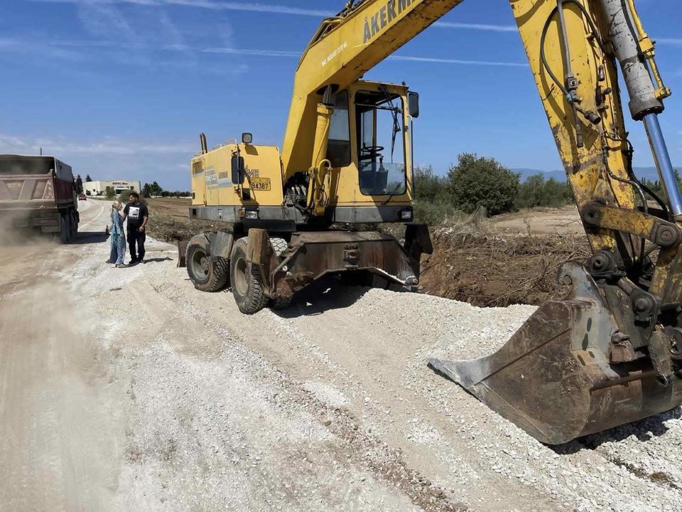  Μηχανήματα της Περιφέρειας Θεσσαλίας προχωρούν με γρήγορους ρυθμούς στην παοκατάσταση πρόσβασης σε χωριά των ΠΕ Τρικάλων, Καρδίτσας και Μαγνησίας 