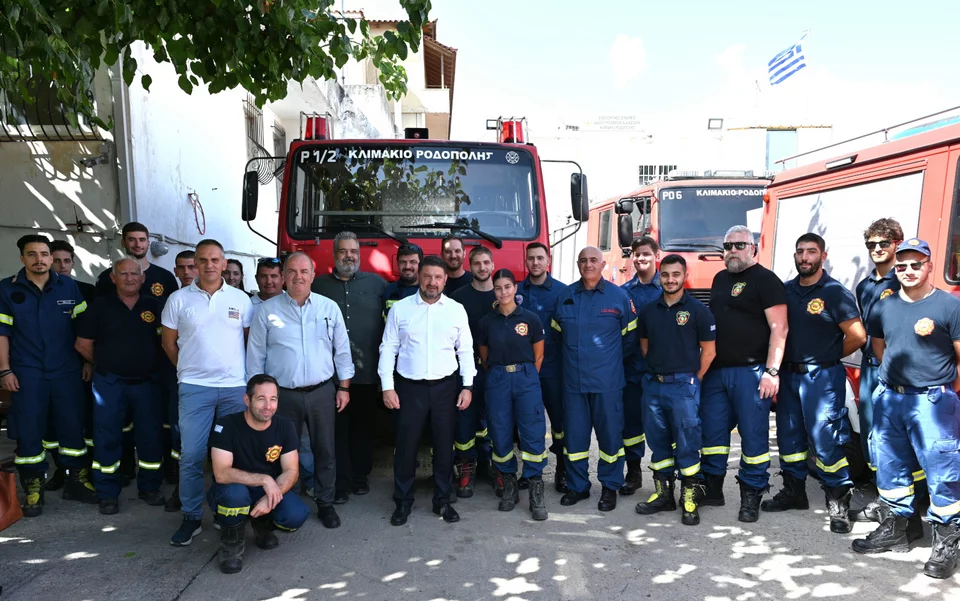 Χαρδαλιάς με κλιμακιο πυροσβεστών και δασοφυλάκων στη Ροδόπολη