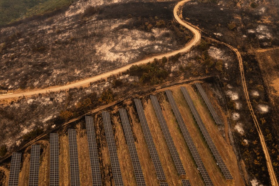 Αποκαρδιωτικές εικόνες, κάηκαν χιλιάδες στρέμματα στον Έβρο / SOOC