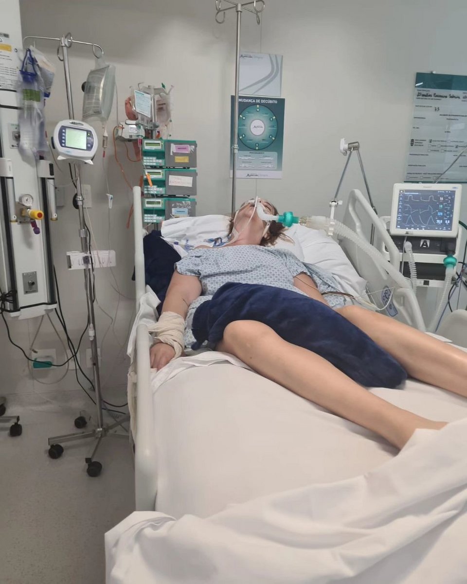 H 47χρονη τη δεύτερη μέρα της νοσηλείας της στη ΜΕΘ